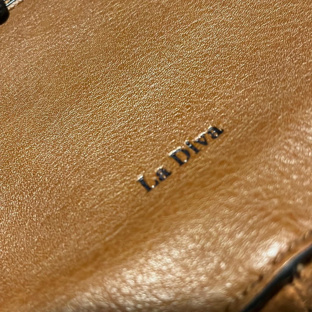 LA DIVA Suede & Leather Crossbody Bag - Picture 3 of 14